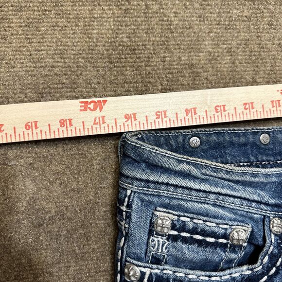 Miss Me Boyfriend Capri Women's Jeans Size 27 Blue Distressed Embroidered Denim - Picture 3 of 13